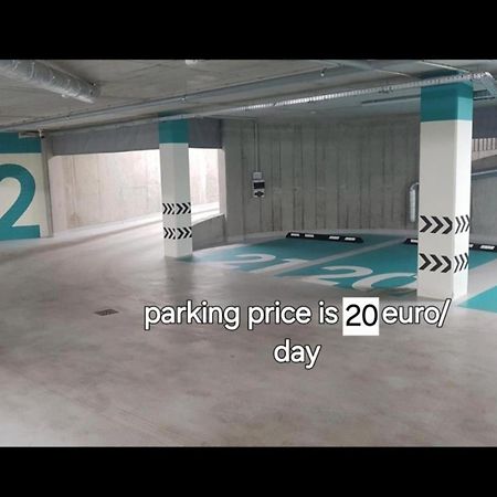 Happy Inn Emporia, Self Chek-In, Parking In The Underground Garage Vilnius Exterior photo